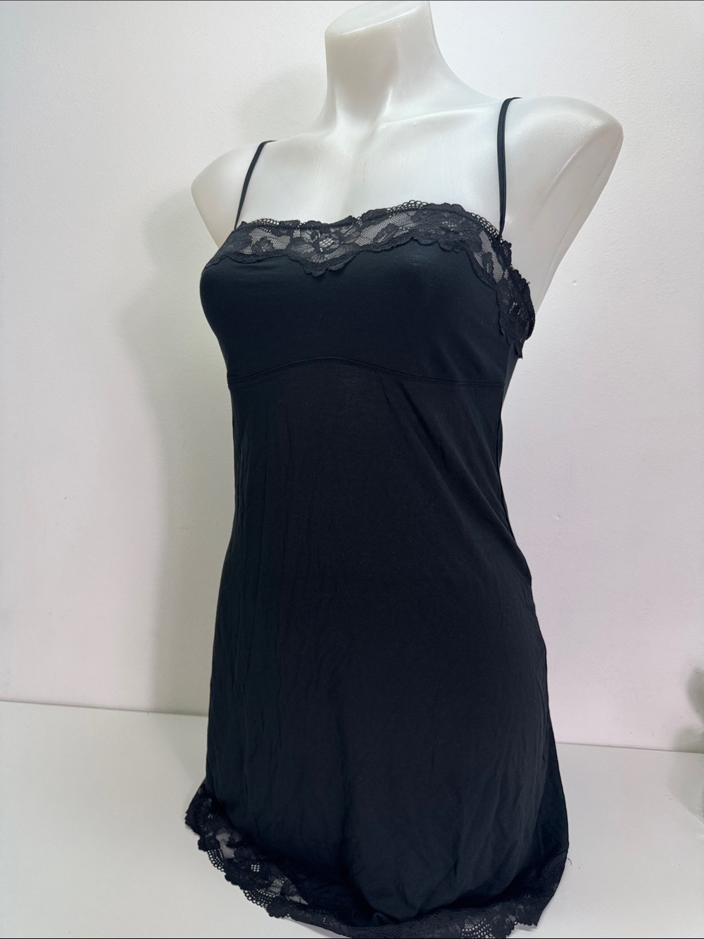 Victoria's Secret Black Lace-Trim Slip Sz M NWT